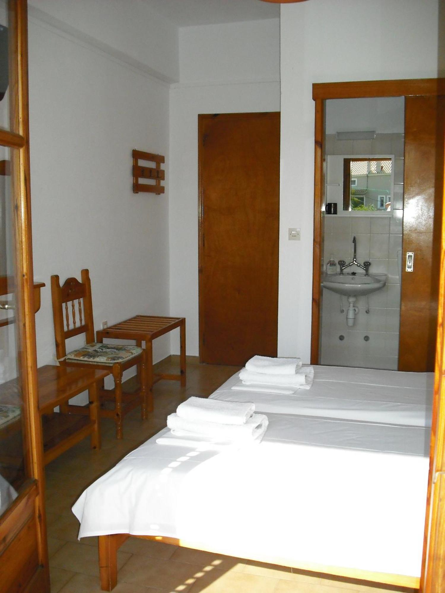 Anastasis Rental Rooms Skiathos Town Ngoại thất bức ảnh