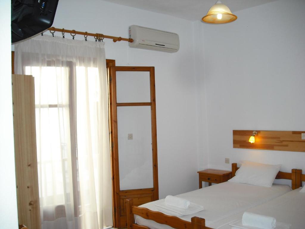 Anastasis Rental Rooms Skiathos Town Phòng bức ảnh
